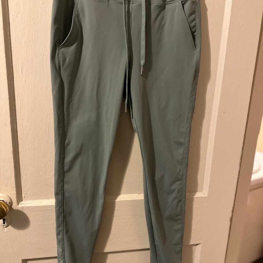 Halara Green Jogger Pants